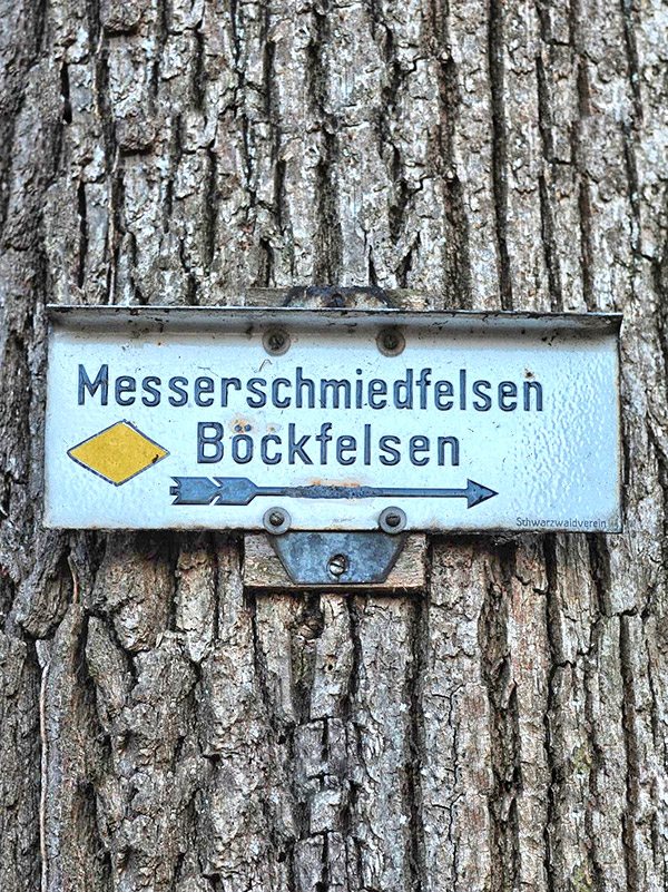 Wanderweg zum Messerschmiedfelsen