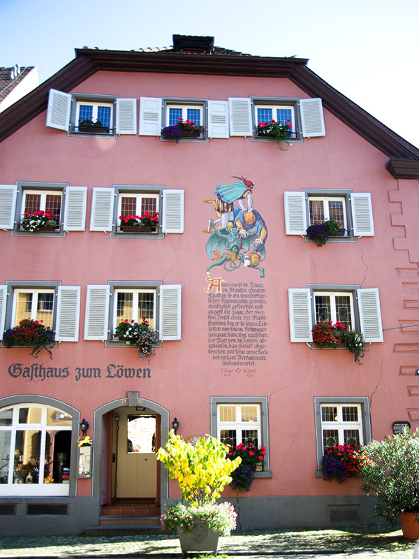 Wandbild zur Faustsage am Gasthaus zum Löwen